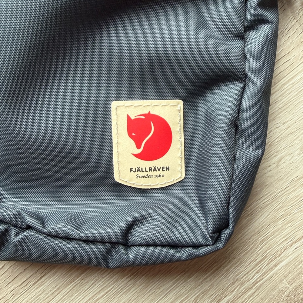 Black Fjallraven Cross body Bag - Picture 8 of 8